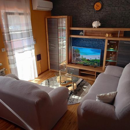 Апартаменти Apartman Barbara Пула Екстер'єр фото